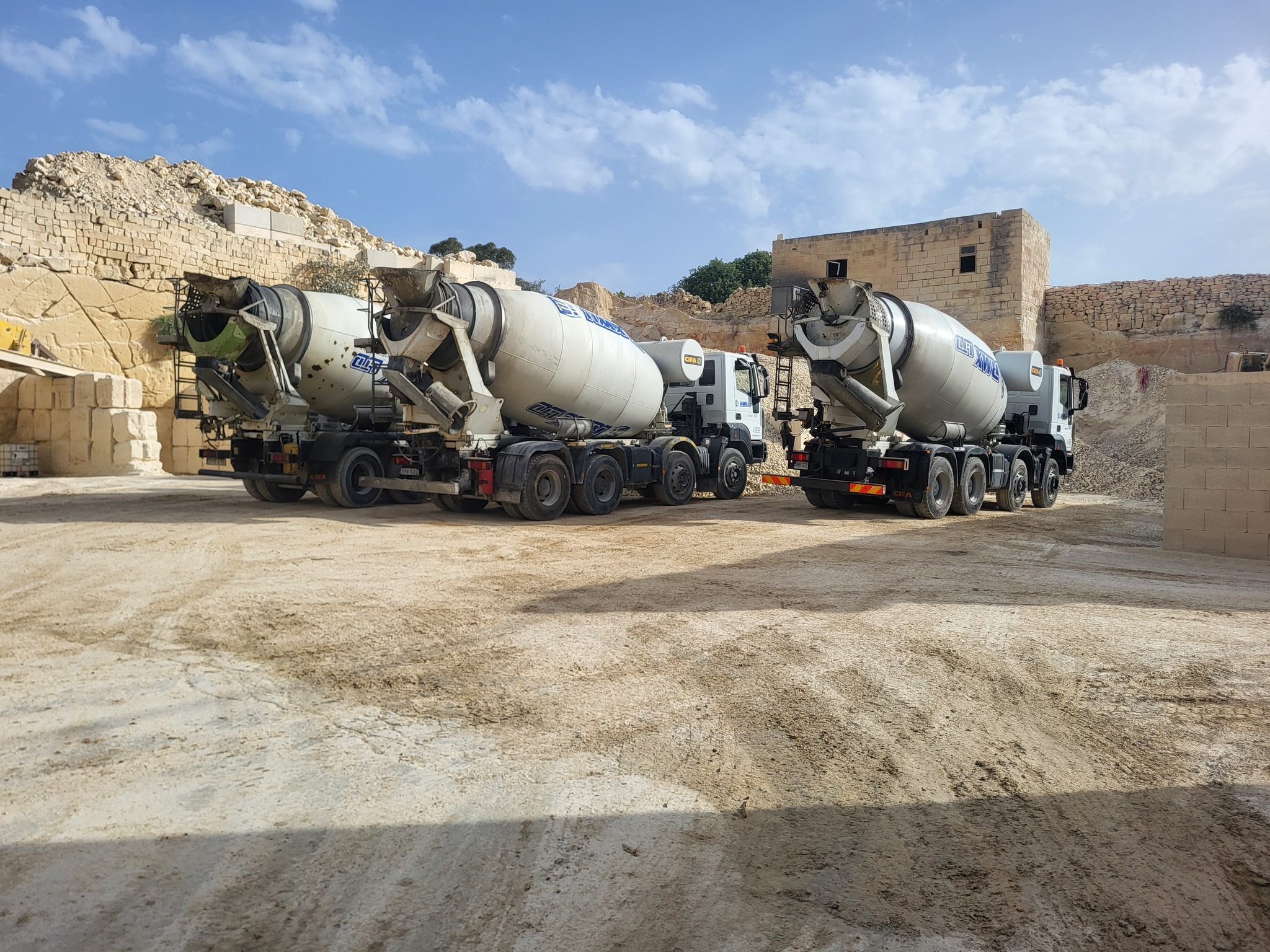 498590206_1454268735547845_421019664477684781_n